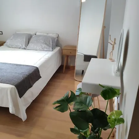 Unique Apartment In Malaga City Center With Pool Buitenkant foto