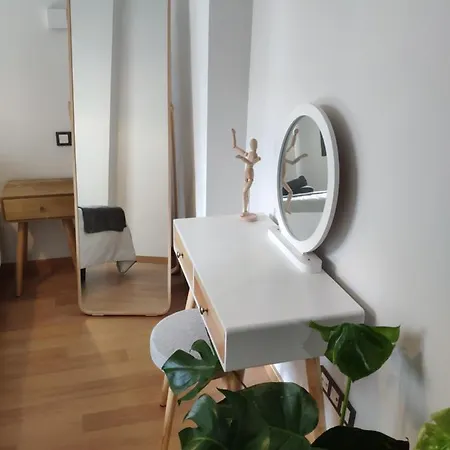 Unique Apartment In Malaga City Center With Pool Buitenkant foto