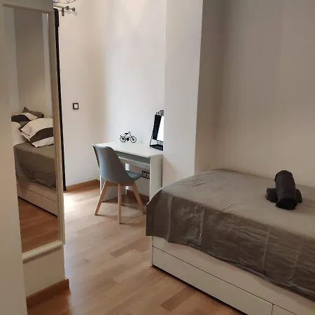 Unique Apartment In Malaga City Center With Pool Buitenkant foto